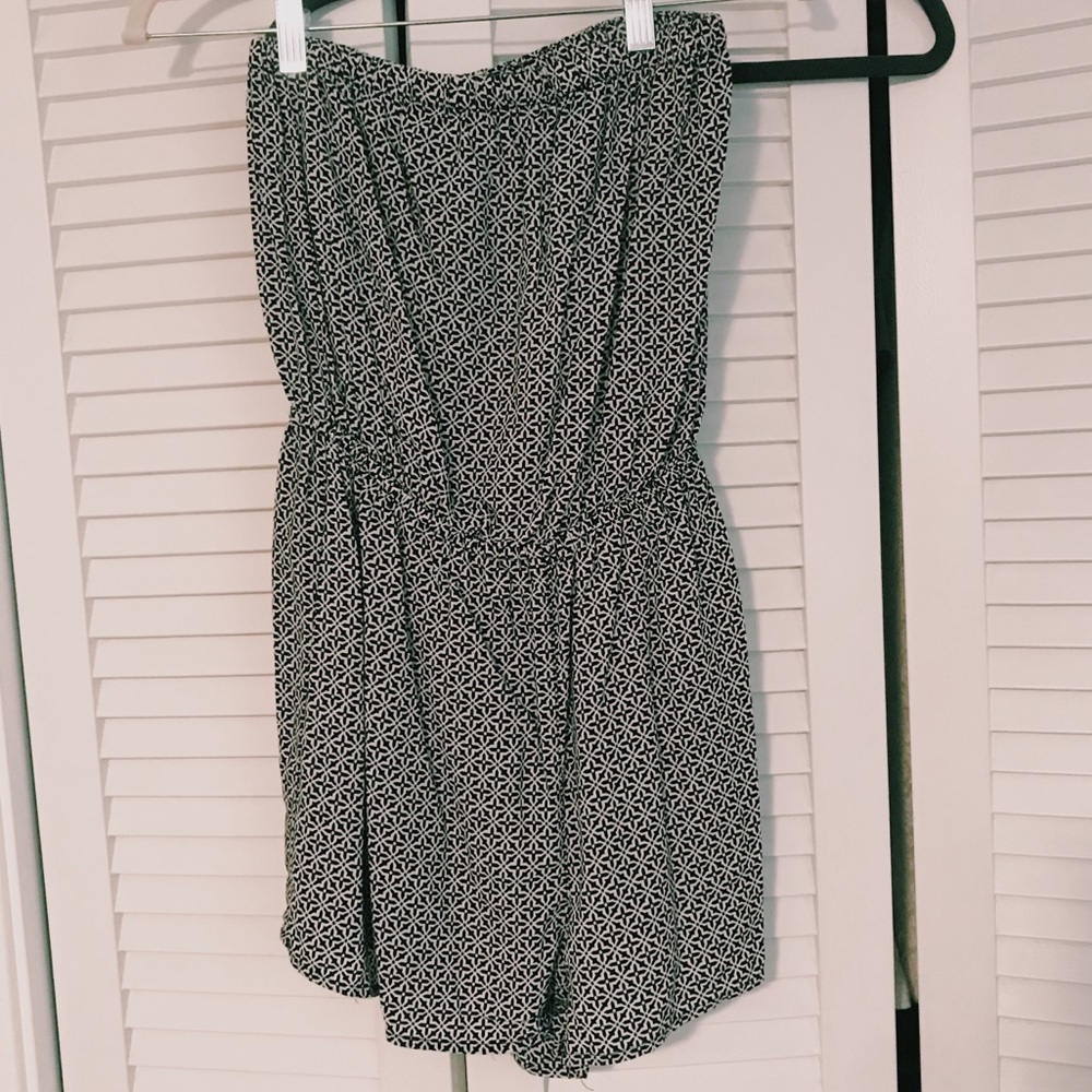 Strapless romper - Picture 2 of 3